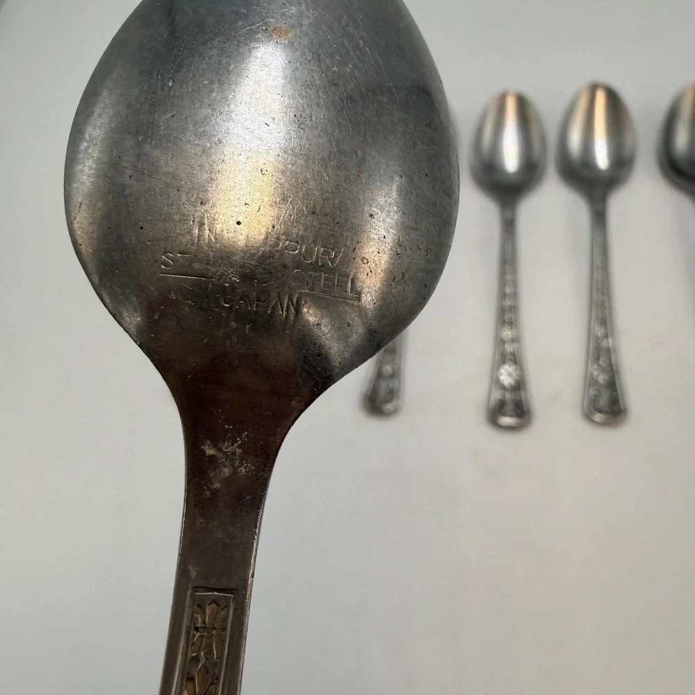 Vintage Interpur Florenz Stainless Steel Japan Teaspoons 6 Floral Fleur De Lis